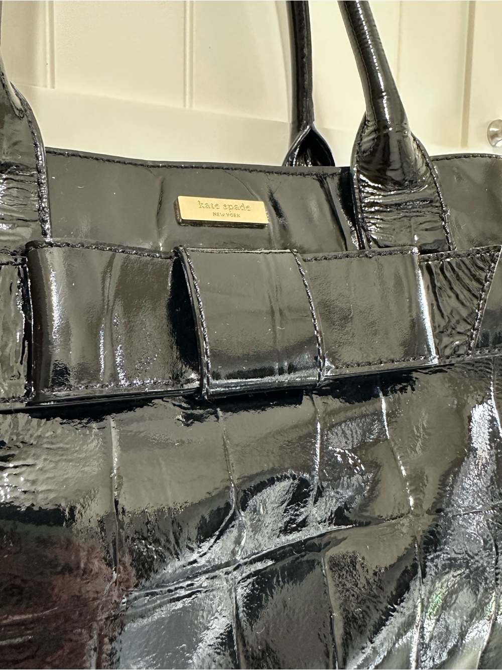 Vintage kate spade Elena Knightsbridge Bow Handbag Black Croc Patent Leather - Picture 13 of 13